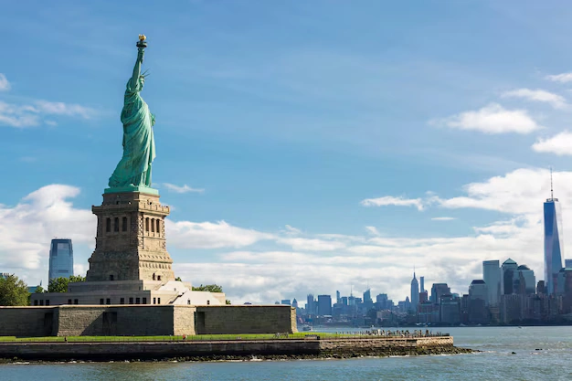 Educational Travel: Best Historical Destinations in the USA 3 statue liberty new york city skyline usa 268835 777